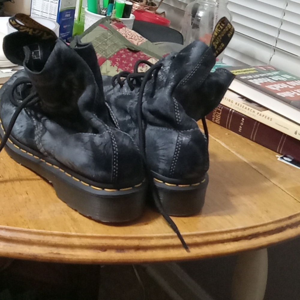 Dr. Martens Black Leather Lace-Up Boots with Yellow Accents. - Picture 11 of 15
